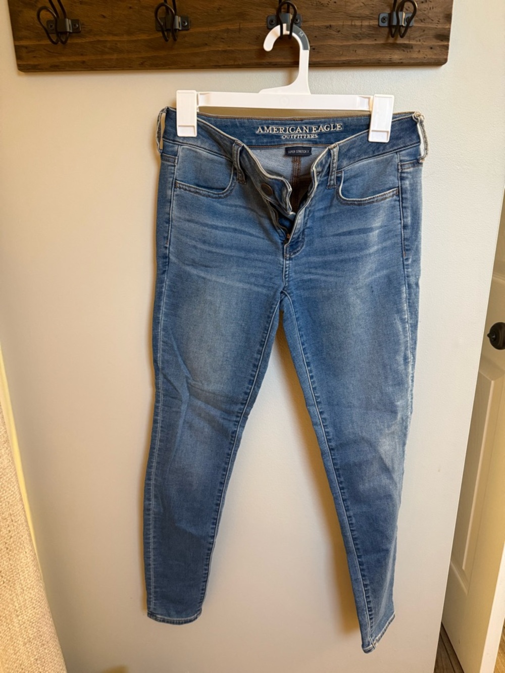 American Eagle Outfitters Women's Light Blue Stretch Skinny Jeans